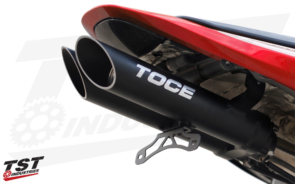 This exhaust is compatible with the TST Industries Toce Specific Fender Eliminator.